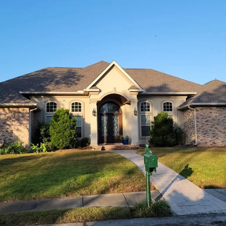 Roofing Contractor near Hattiesburg | Expert Roofing